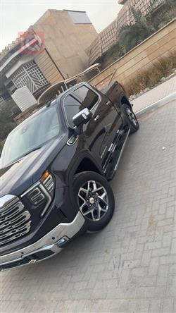 GMC Sierra